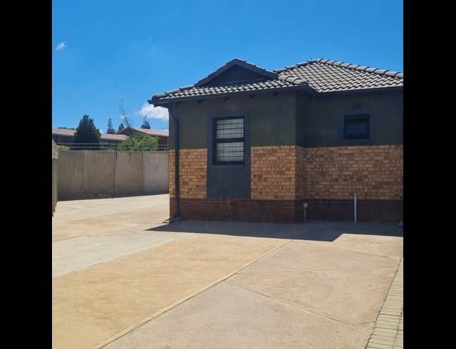 2 BEDROOM HOUSE FOR SALE IN MINDALORE